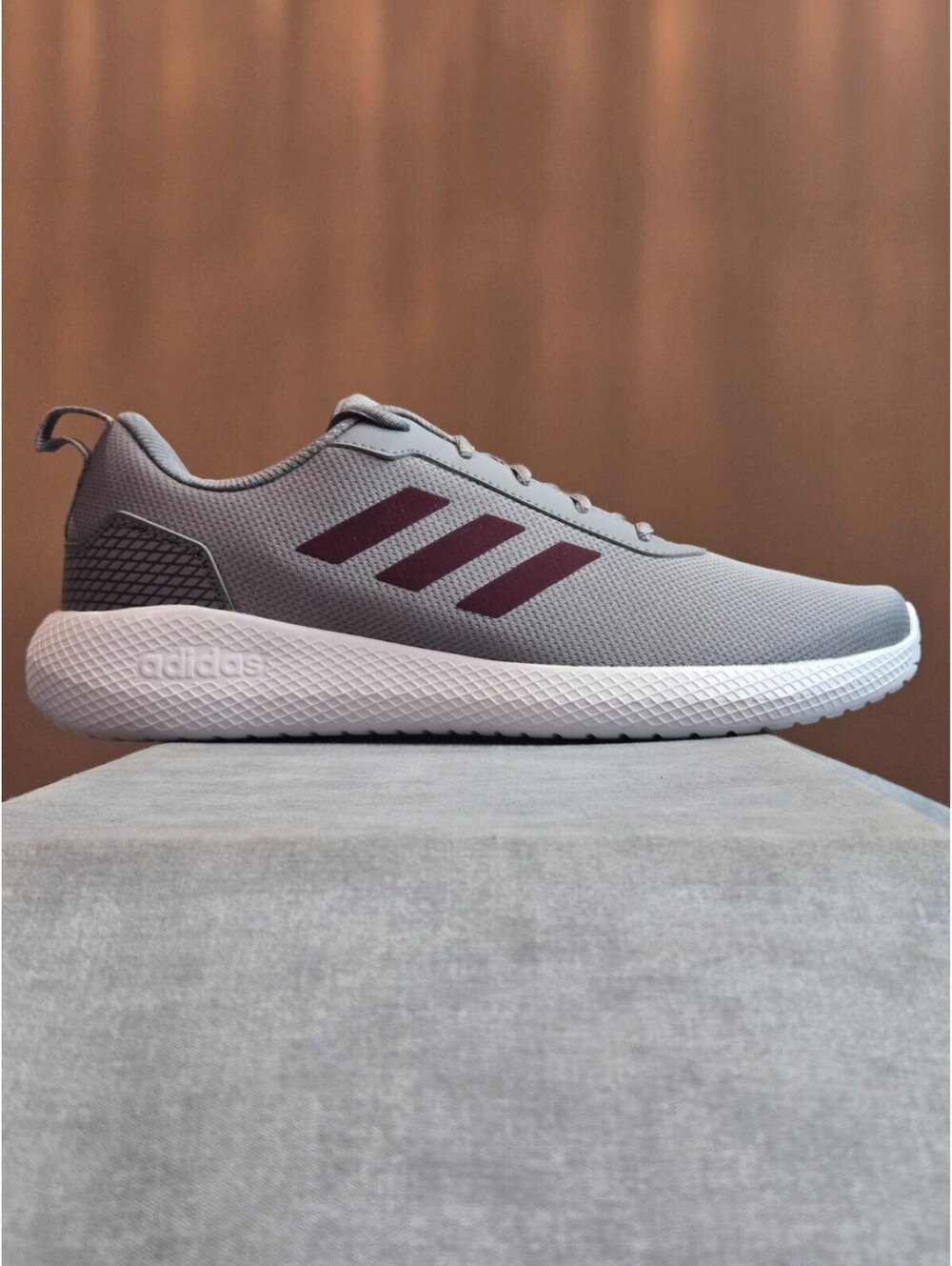 adidas Impulse SYN 3.0 - Grey / Red (JJ5328) Men's 9.5 Women's 10.5 BRAND NEW